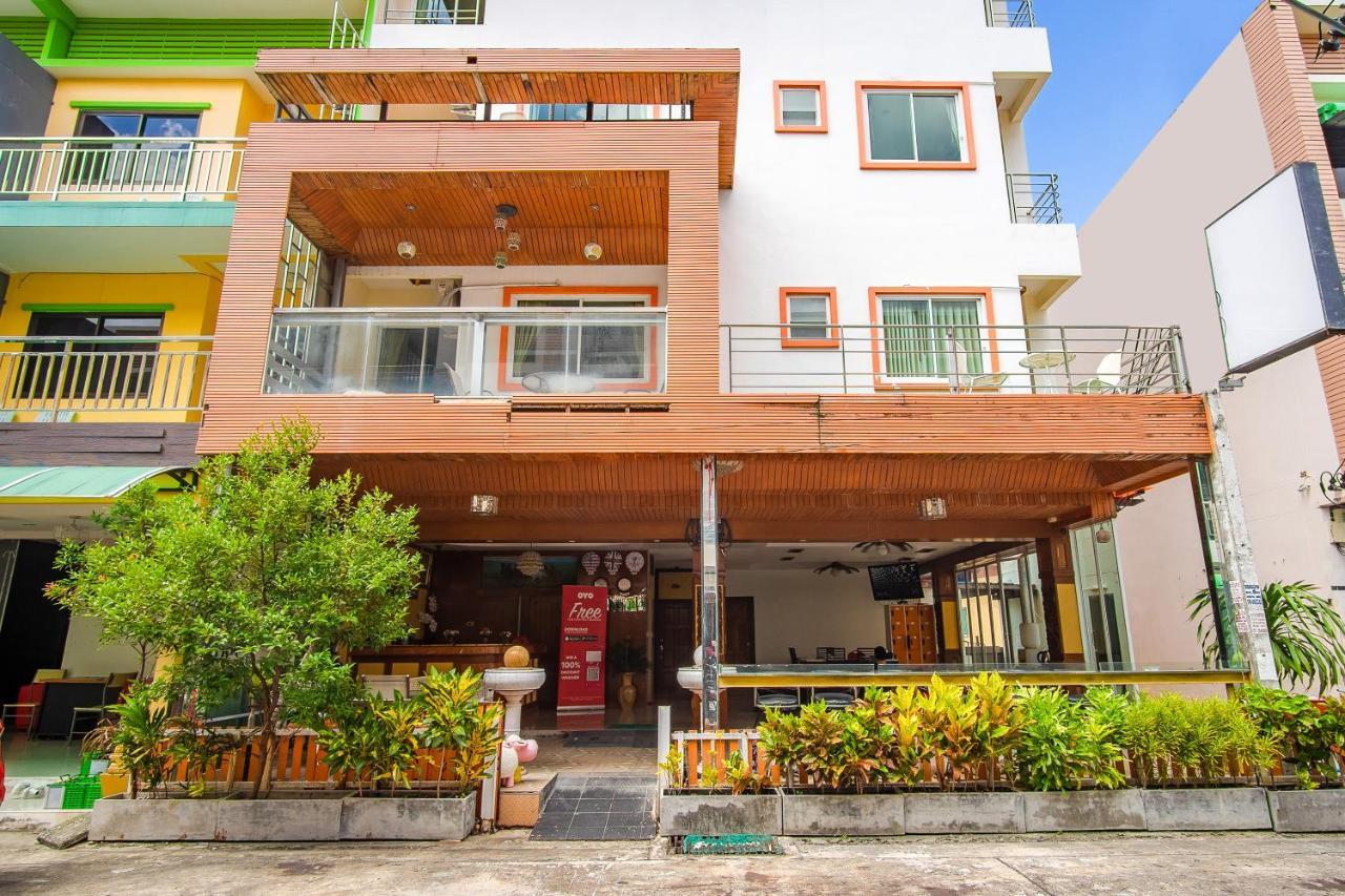 Oyo 485 Million Patong Beach Resort Exterior photo